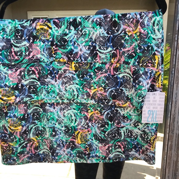 LuLaRoe Dresses & Skirts - BRAND NEW LuLaRoe PENCIL SKIRT